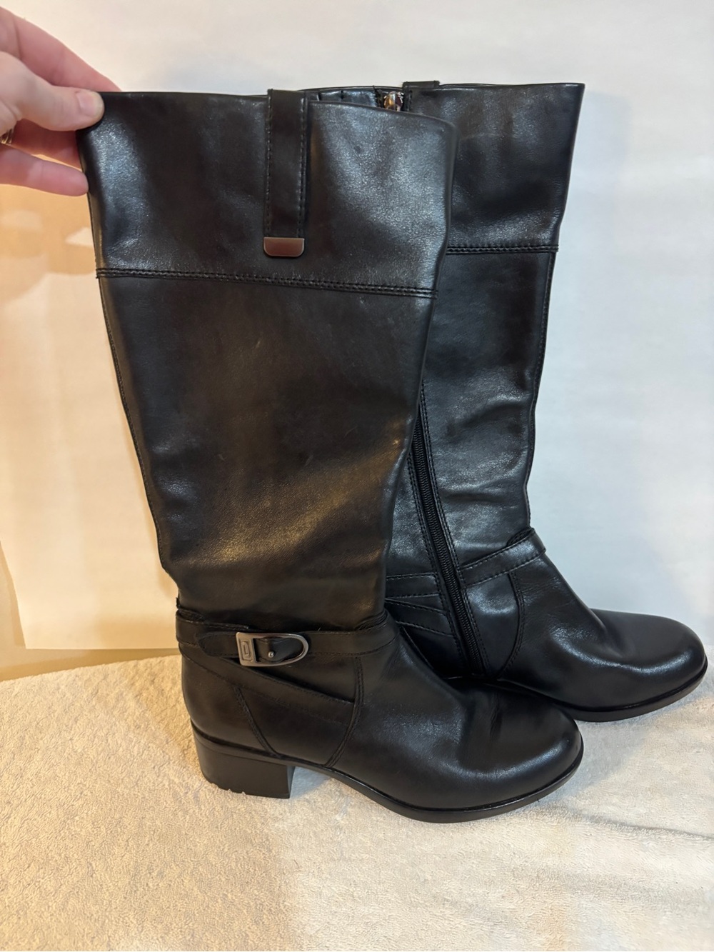 Bandolino Black Leather Mid-Heel Knee Boots